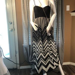 Tricia Cocktail dress and urban expression bag